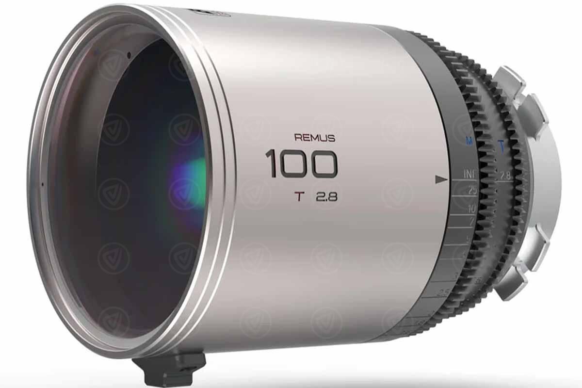 Blazar Remus 100 mm T2.8 1.5x Full Frame Anamorphic Lens - PL - Silver Flare